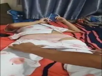 Di Pelorotin Dulu Celananya Biar Mau Ngentot